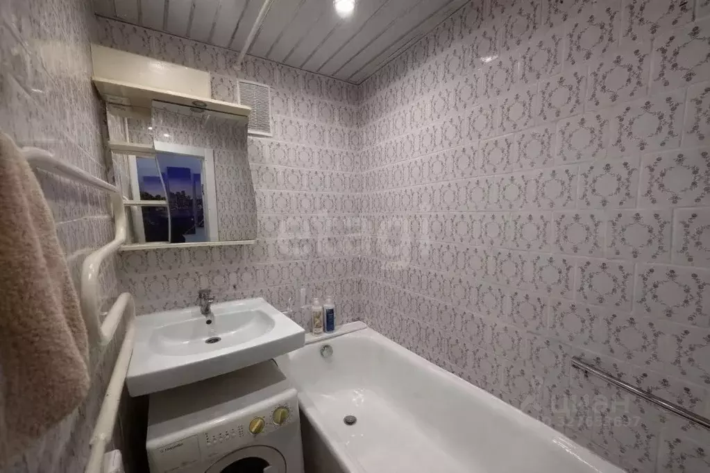 2-к кв. Смоленская область, Смоленск ул. Маршала Соколовского, 10 ... - Фото 1