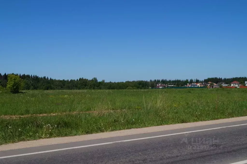 Участок в Московская область, Одинцовский городской округ, д. ... - Фото 1