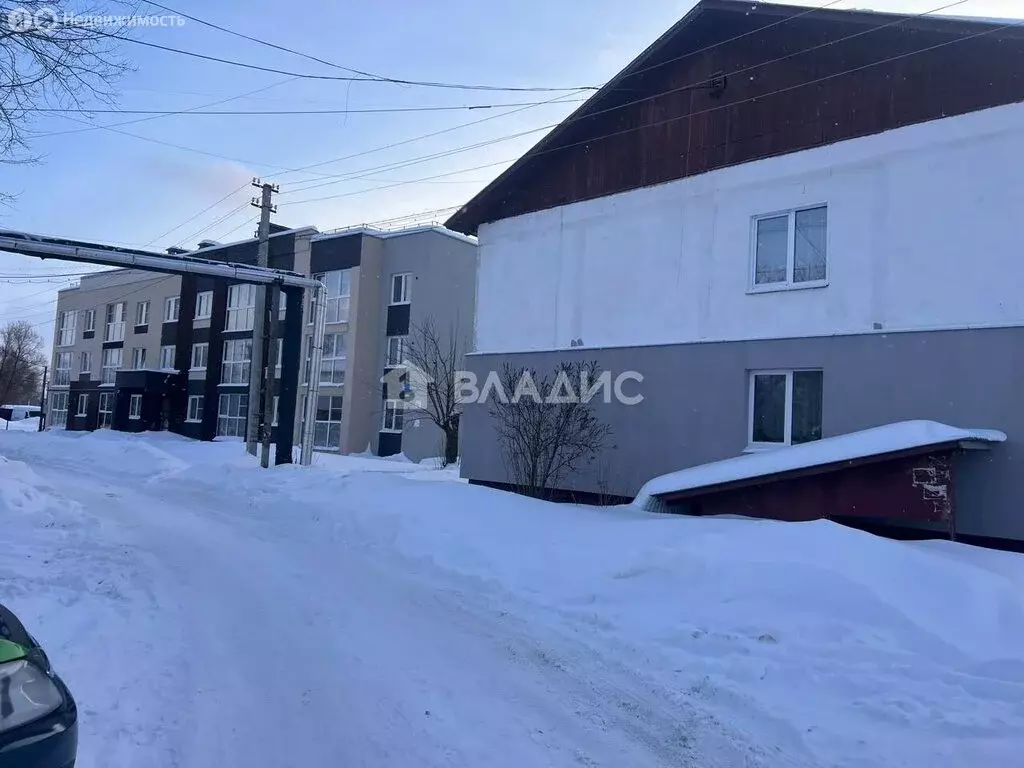 3-комнатная квартира: село Ново-Талицы, Садовая улица, 1 (65.3 м) - Фото 1