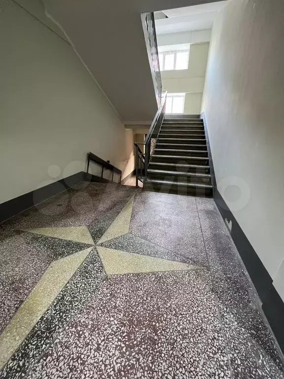 1-к. квартира, 52 м, 8/9 эт. - Фото 1