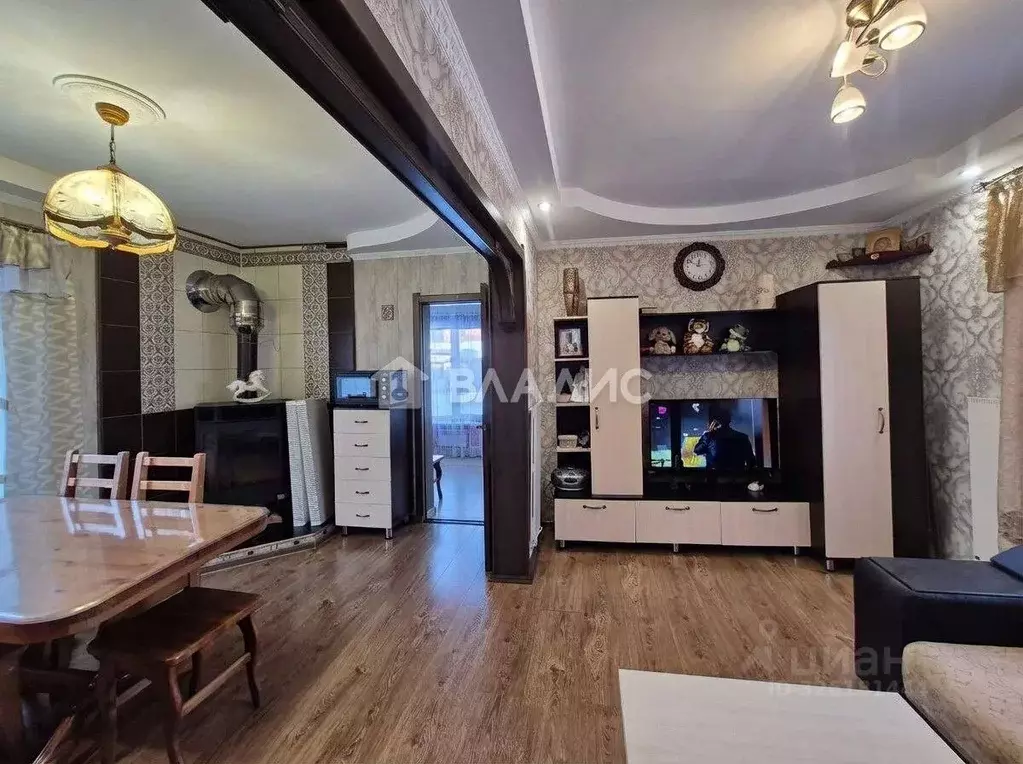 Дом в Бурятия, Улан-Удэ пос. Ленина, ул. Артема, 8А (55 м) - Фото 0