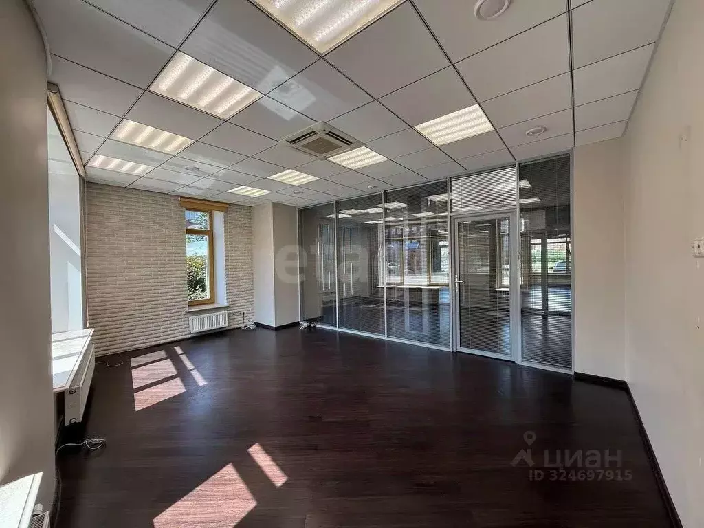 Помещение свободного назначения в Тюменская область, Тюмень ... - Фото 1