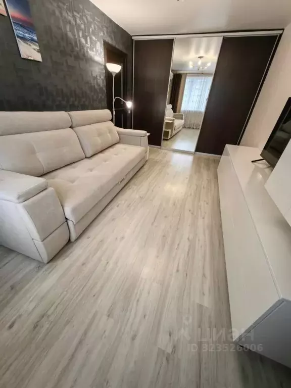 1-к кв. Кировская область, Киров ул. Мостовицкая, 1к1 (36.0 м) - Фото 2