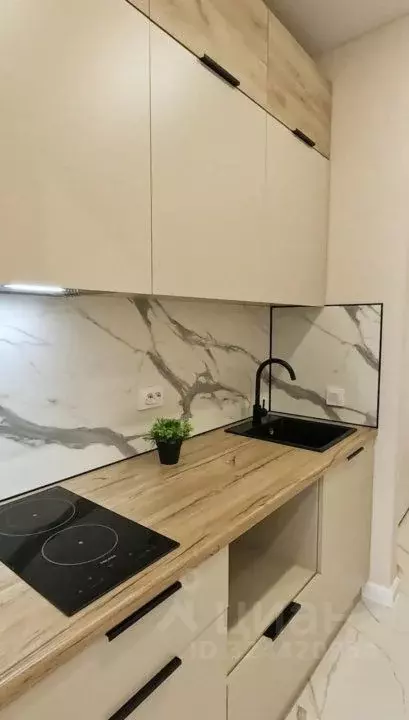 Студия Тюменская область, Тюмень ул. Краснооктябрьская, 16 (25.0 м) - Фото 1