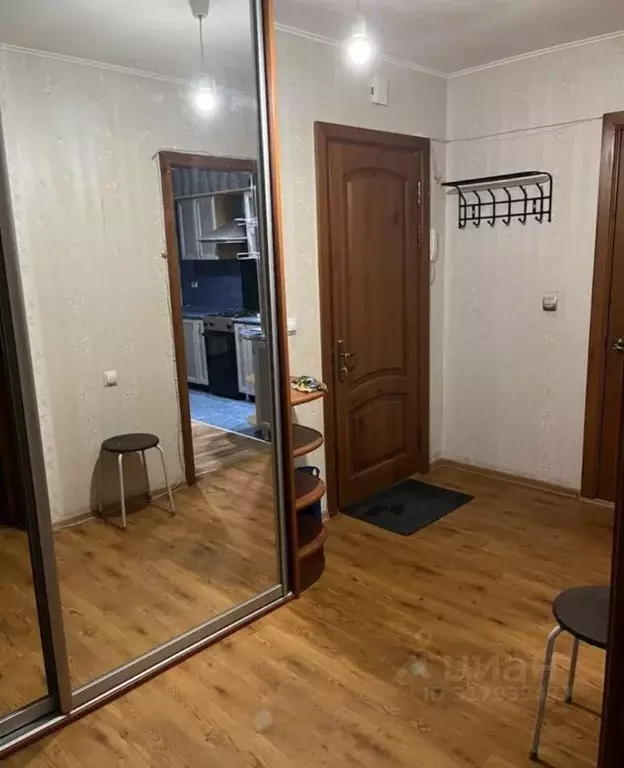 1-к кв. Курганская область, Курган Заозерный жилрайон, 5-й мкр, 9 ... - Фото 1