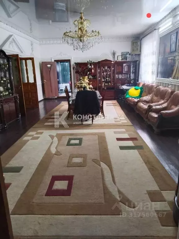 Дом в Челябинская область, Челябинск ул. Комарова, 6А (500 м) - Фото 1