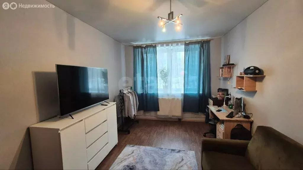 3-комнатная квартира: Калининград, Минусинская улица, 19 (66.7 м) - Фото 1