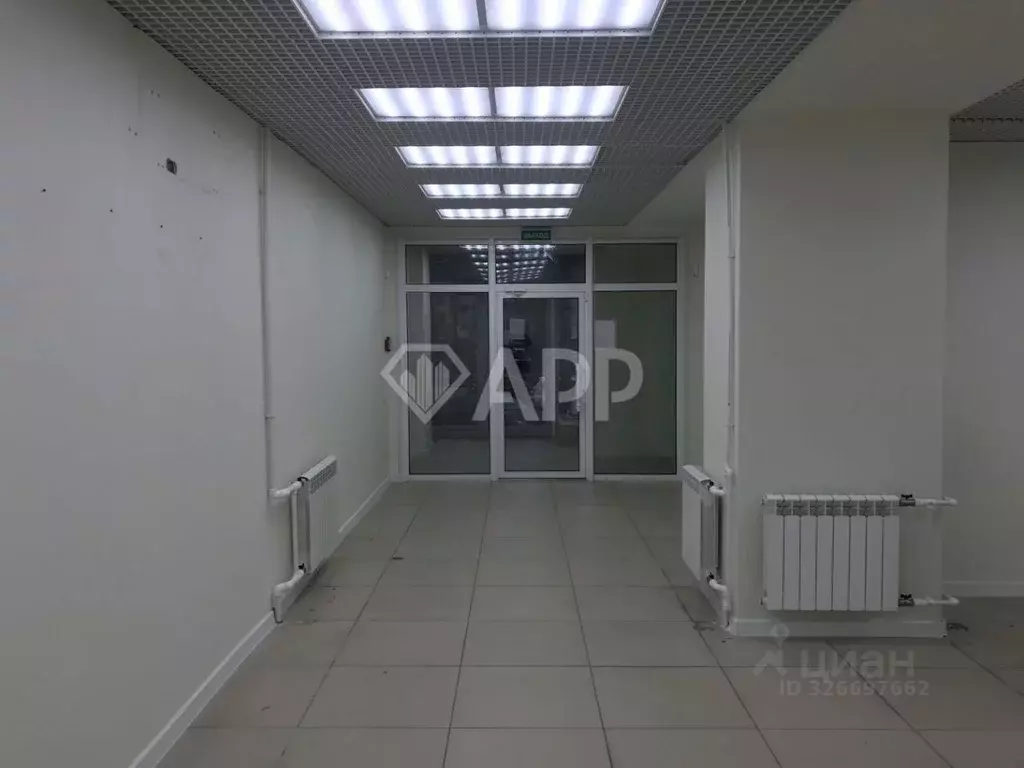 Помещение свободного назначения в Татарстан, Казань просп. Ямашева, 76 ... - Фото 1