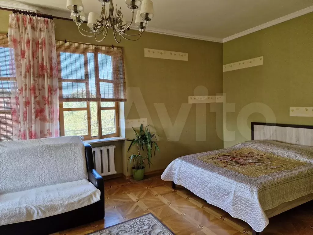 Комната 26 м, 2/4 эт. - Фото 0