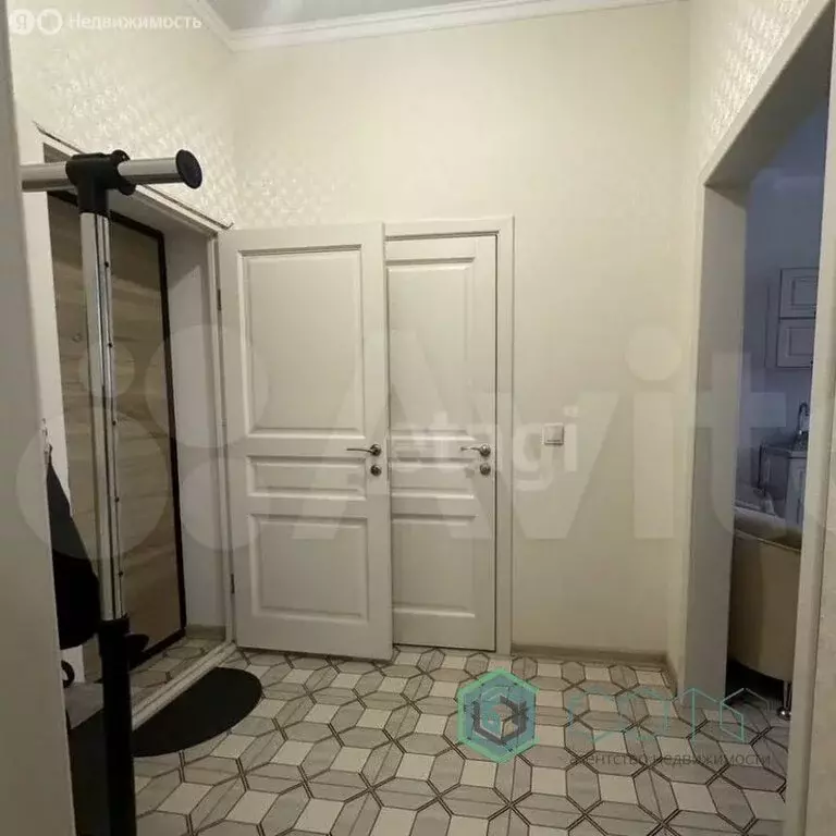 1-комнатная квартира: Калининград, Орудийная улица, 90 (38.2 м) - Фото 1