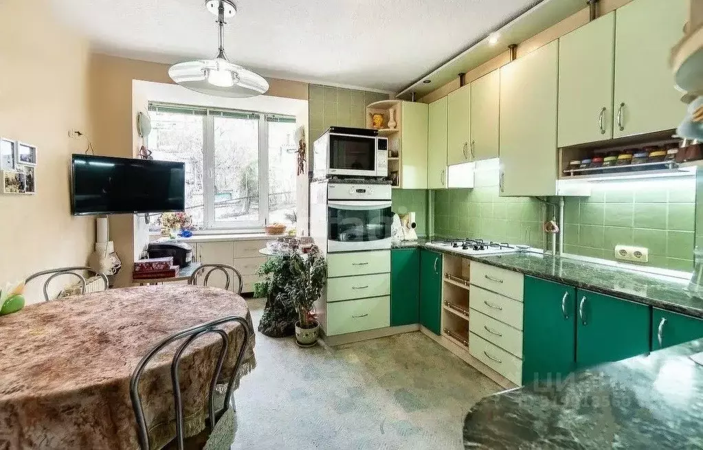 2-к кв. Севастополь, Севастополь, Балаклава г. ул. Кирова, 20 (55.3 м) - Фото 1