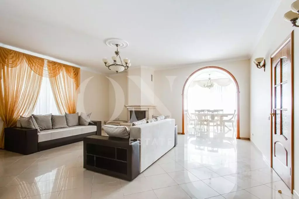 Дом в Московская область, Красногорск городской округ, с. ... - Фото 2