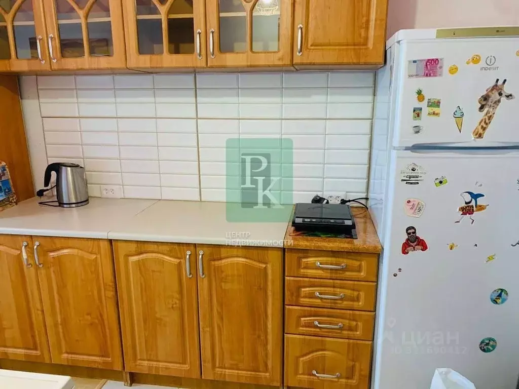 Комната Севастополь ул. Маршала Бирюзова, 1 (15.0 м) - Фото 1