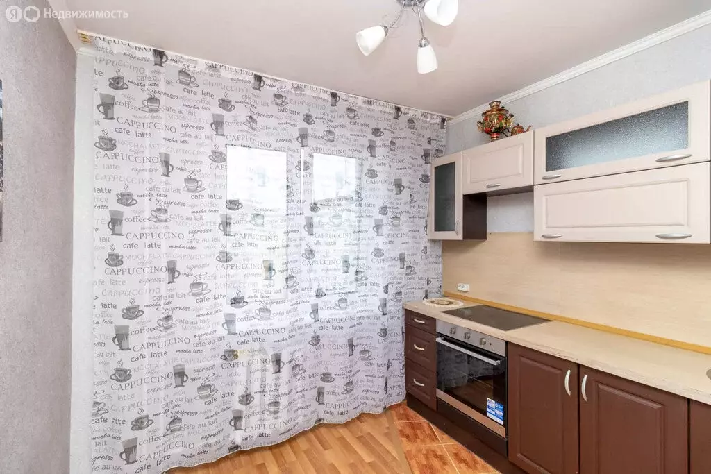 2-комнатная квартира: Тюмень, Солнечный проезд, 22 (56 м) - Фото 1