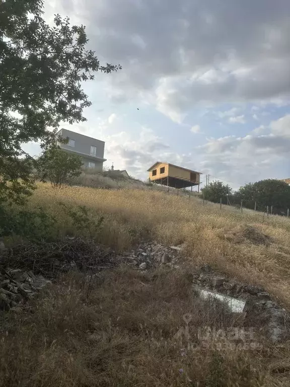 Участок в Севастополь ул. 1-я Линия (7.0 сот.) - Фото 0