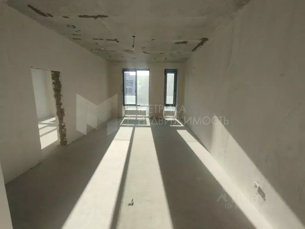 3-к кв. Тюменская область, Тюмень ул. Николая Машарова, 2 (111.0 м) - Фото 1