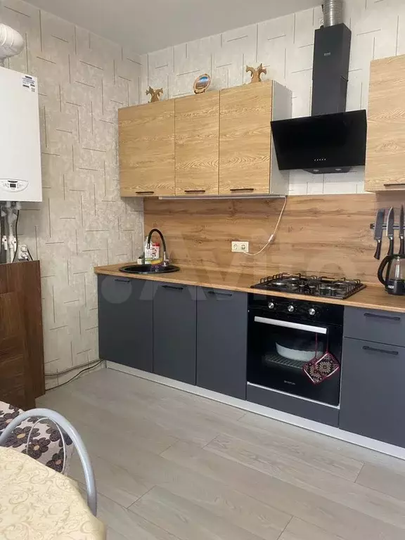 2-к. квартира, 43 м, 5/9 эт. - Фото 1