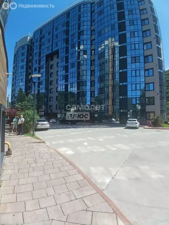 1-комнатная квартира: село Небуг, улица Газовиков, 3 (45.2 м) - Фото 1