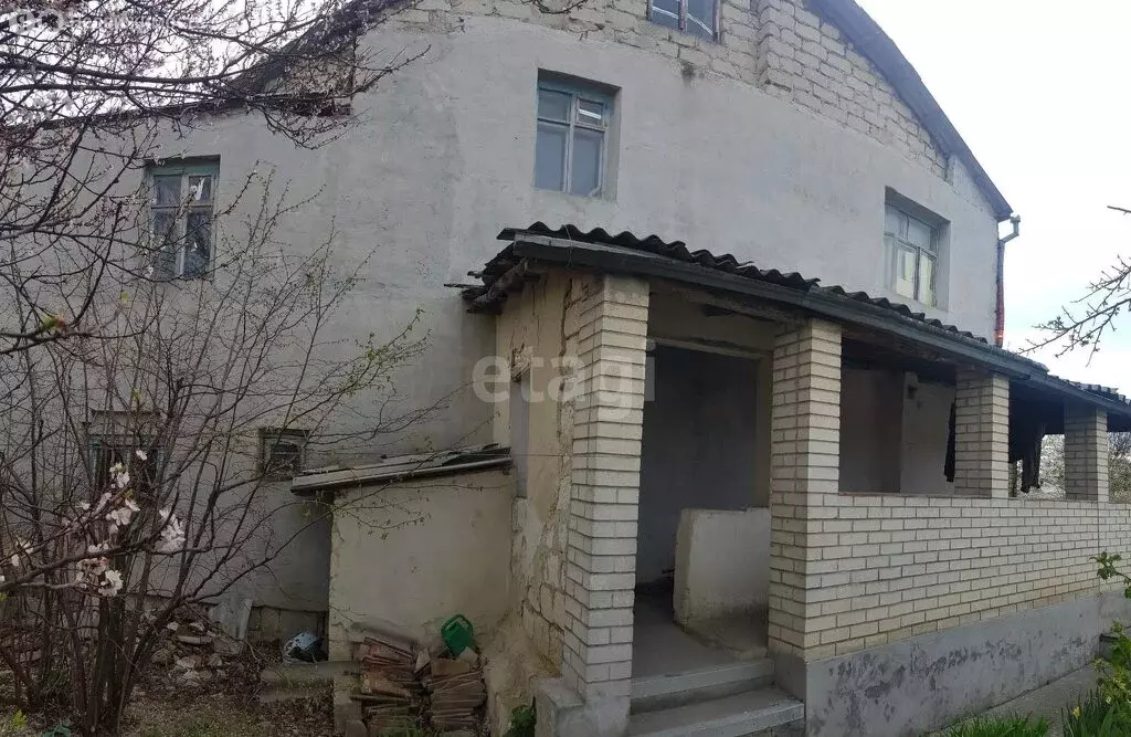 Дом в Белогорск, улица Некрасова (283.1 м) - Фото 1