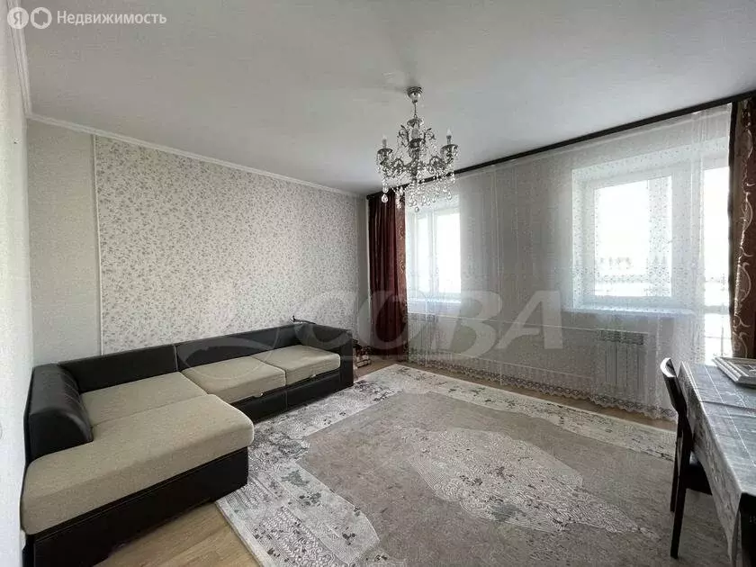 2-комнатная квартира: Тюмень, улица Карла Маркса, 8 (63.2 м) - Фото 2