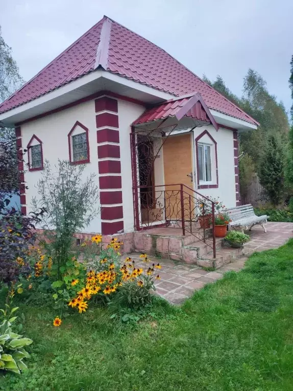 Дом в Ленинградская область, Лужский район, Скребловское с/пос, Озеро ... - Фото 1