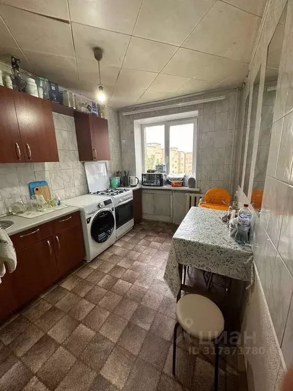3-к кв. Волгоградская область, Волжский ул. Мира, 28 (59.2 м) - Фото 0