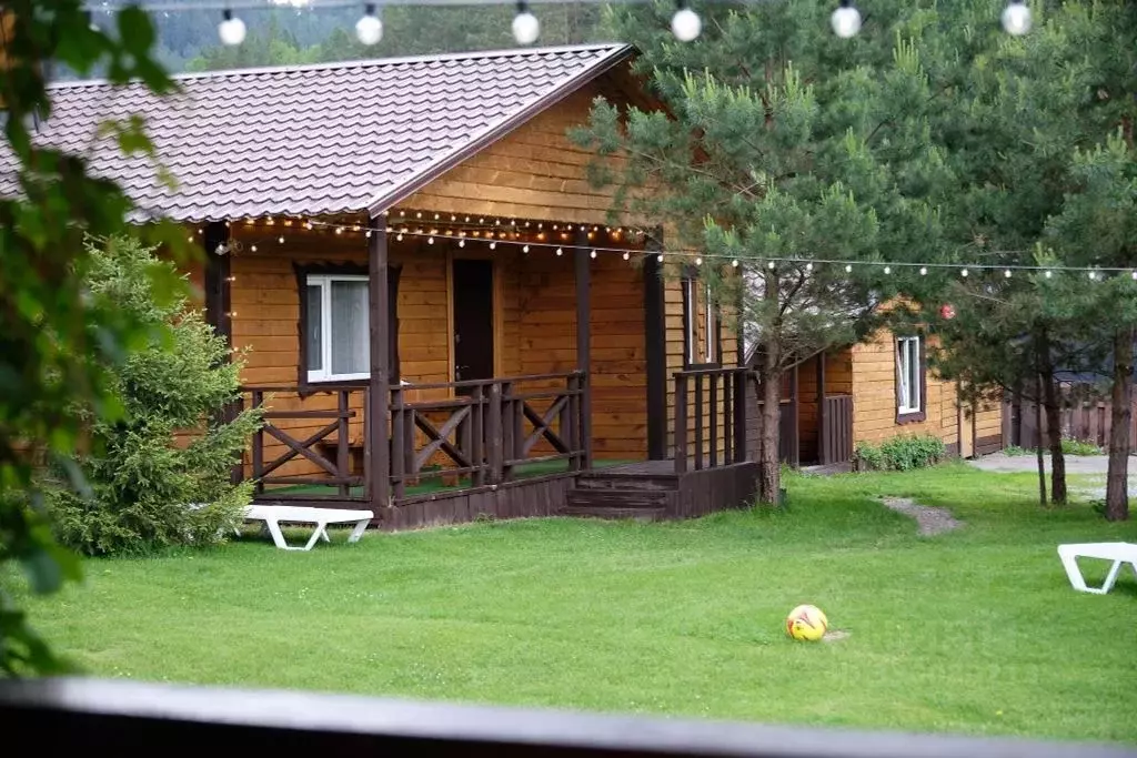 Дом в Алтай, Чемальский район, пос. Усть-Сема ул. Березовая, 13 (58 м) - Фото 1
