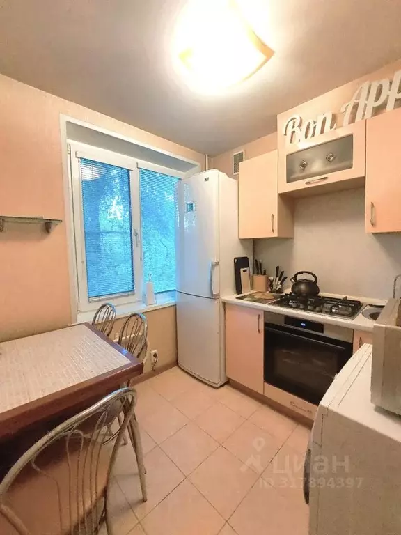 2-к кв. Москва ул. Свободы, 83К1 (45.0 м) - Фото 0