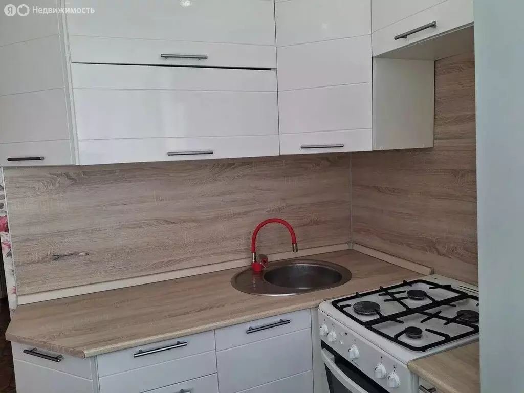 2-комнатная квартира: Губаха, улица Космонавтов, 5 (40.9 м) - Фото 1