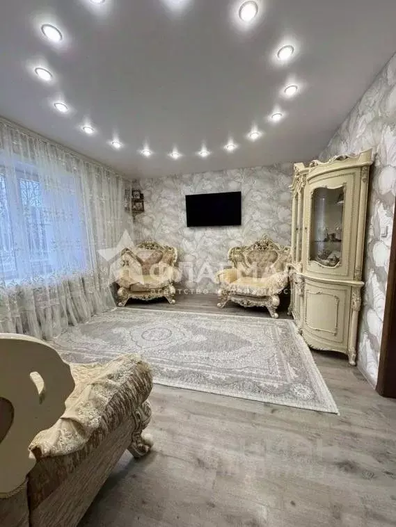 3-к кв. Иркутская область, Усолье-Сибирское ул. Шевченко, 11 (75.1 м) - Фото 0