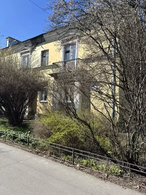 Комната Санкт-Петербург ул. Гладкова, 19 (28.0 м) - Фото 0