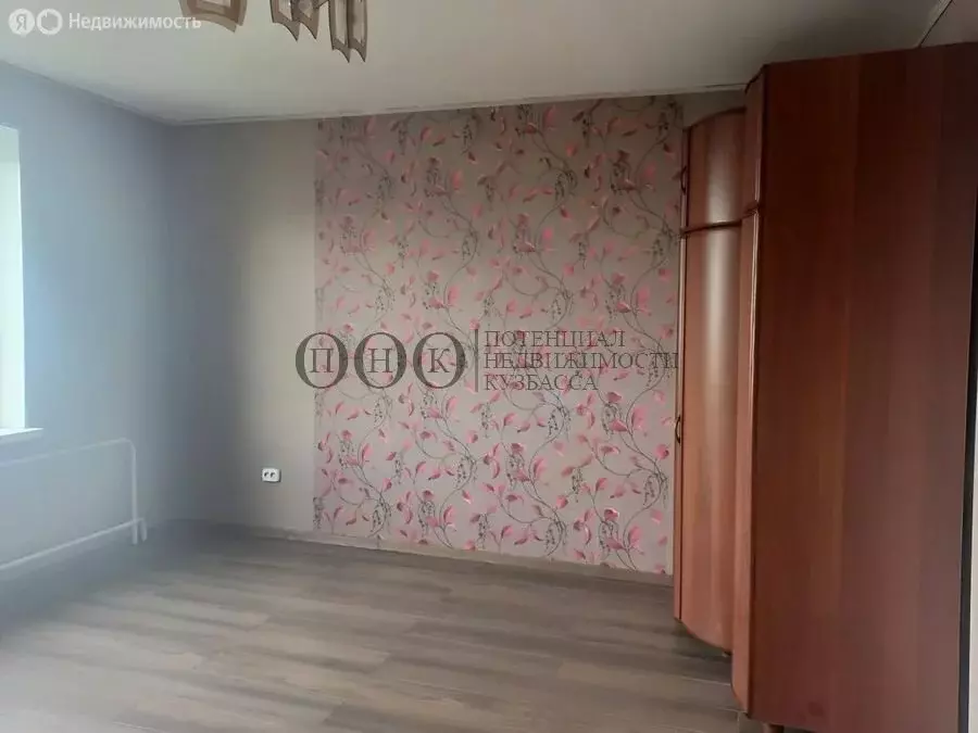 2-комнатная квартира: Кемерово, улица Веры Волошиной, 45А (49.6 м) - Фото 1