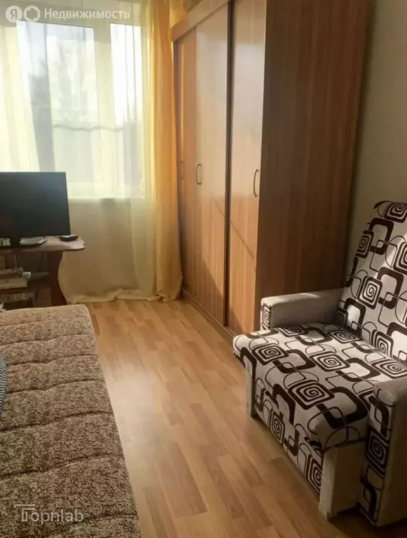 4-комнатная квартира: Ивангород, Садовая улица, 10 (74 м) - Фото 2