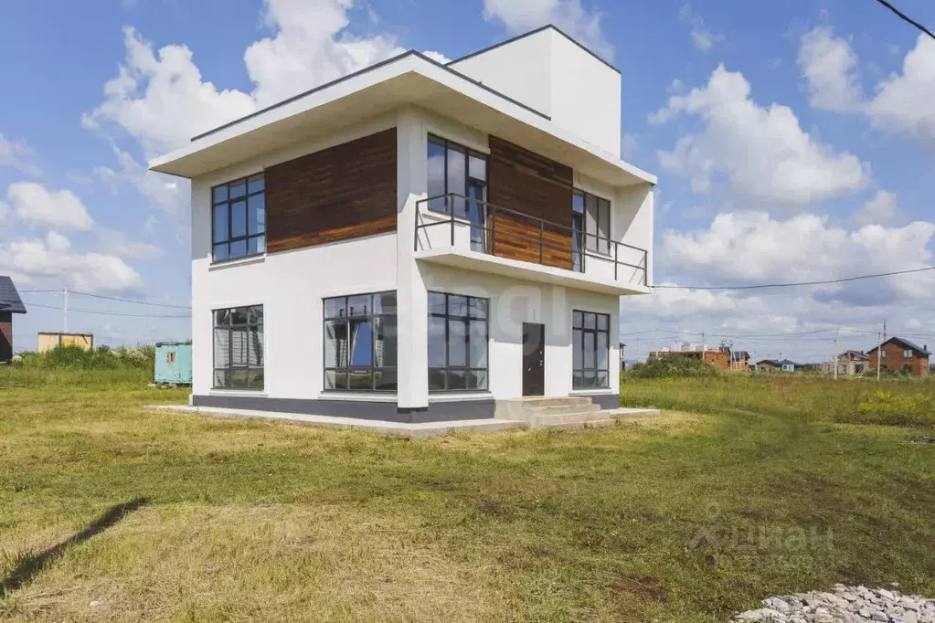 Дом в Башкортостан, Уфимский район, Русско-Юрмашский сельсовет, д. ... - Фото 1