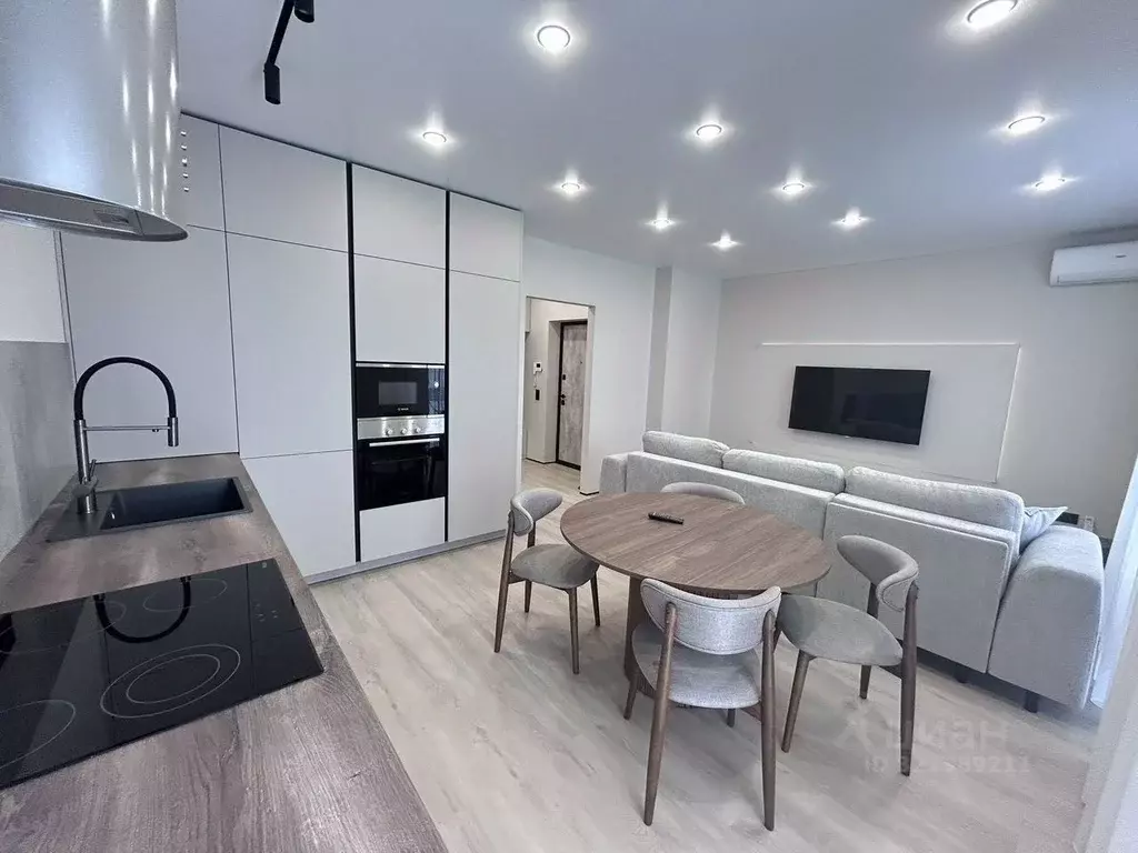 2-к кв. Татарстан, Казань ул. Аделя Кутуя, 100 (52.7 м) - Фото 2