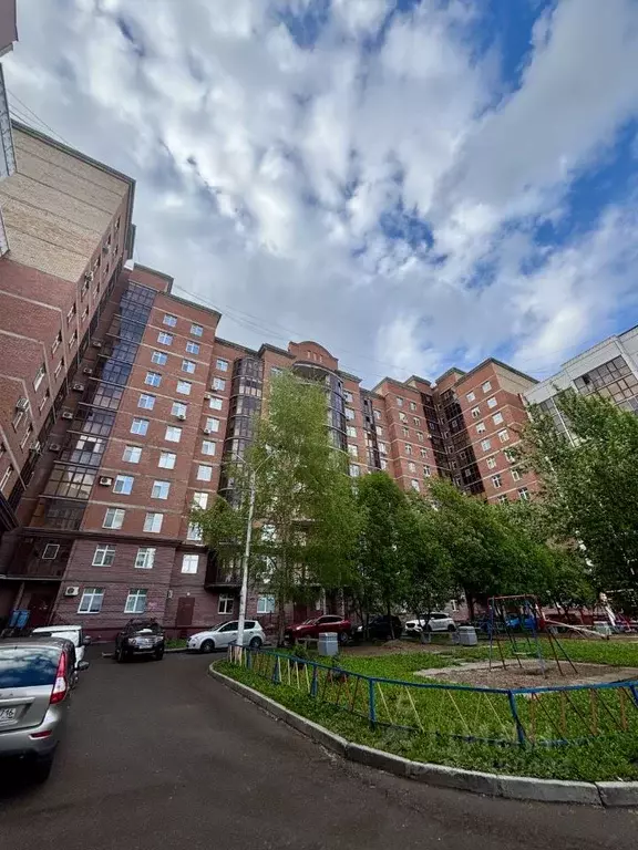 2-к кв. Татарстан, Нижнекамск просп. Химиков, 90 (67.0 м) - Фото 1