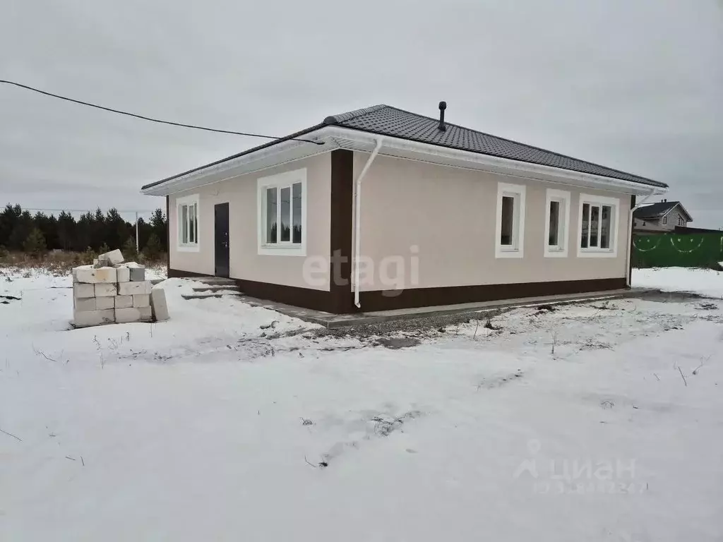 Дом в Свердловская область, Екатеринбург муниципальное образование, ... - Фото 1