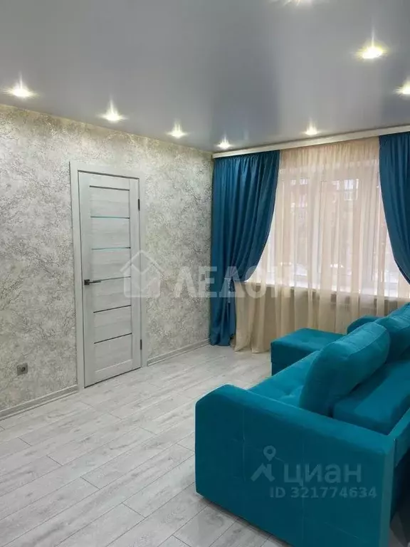 2-к кв. Омская область, Омск Нефтезаводская ул., 19 (42.4 м) - Фото 1