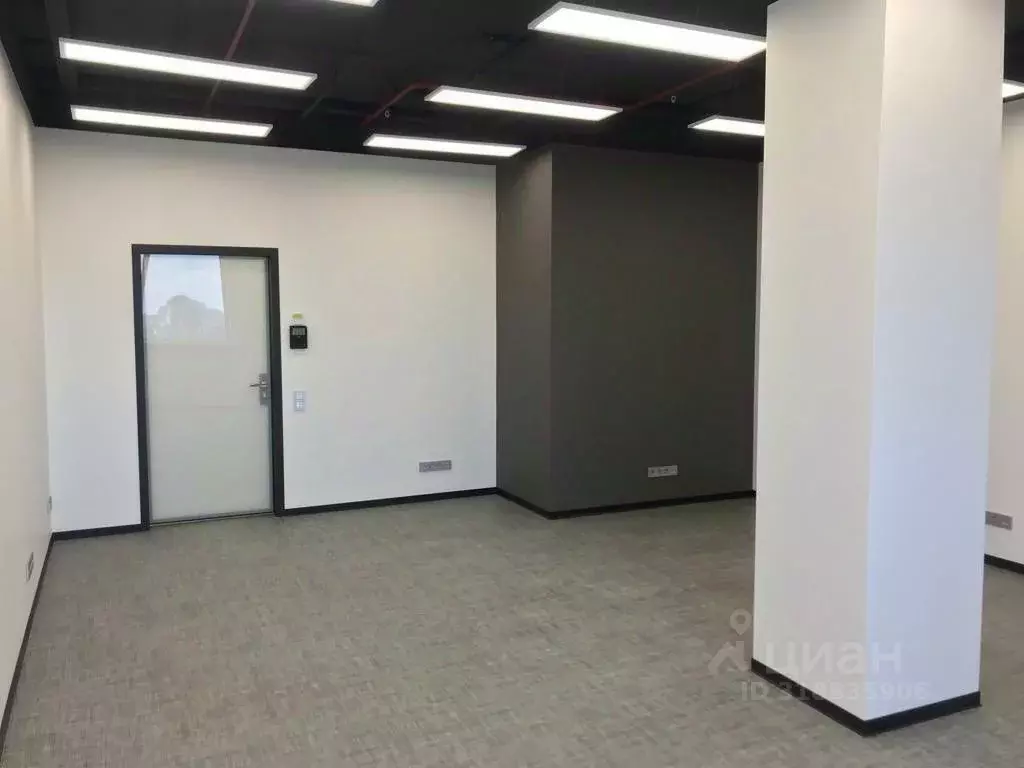 Офис в Свердловская область, Екатеринбург ул. Основинская, 10 (42 м) - Фото 1