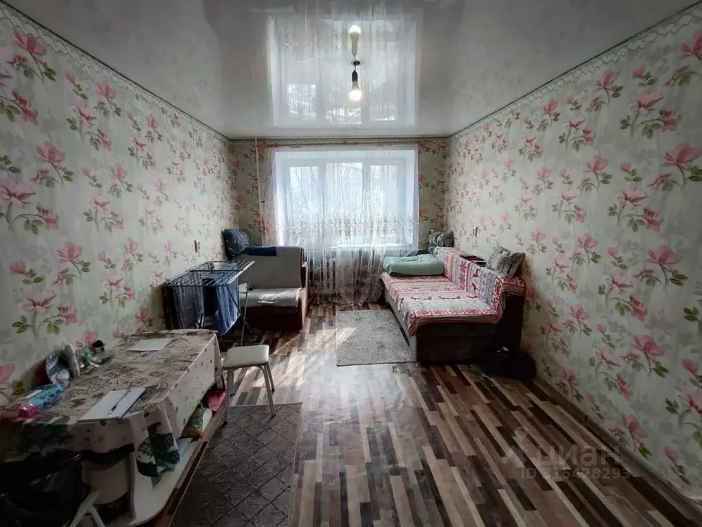 1-к кв. Омская область, Омск просп. Космический, 18А (29.3 м) - Фото 1