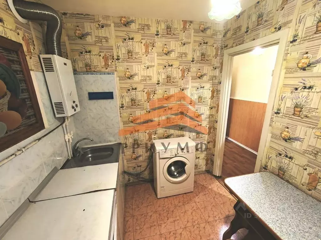 1-к кв. Крым, Феодосия ул. Челнокова, 94 (36.4 м) - Фото 1