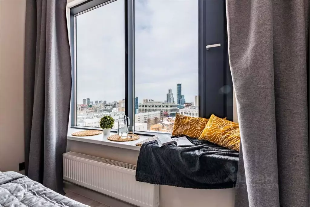 1-к кв. Свердловская область, Екатеринбург ул. Малышева, 42А (38.0 м) - Фото 1