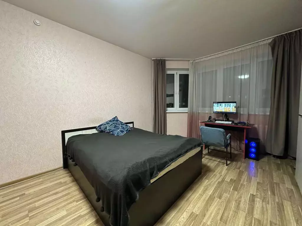 1-к кв. Белгородская область, Старый Оскол Степной мкр, 25 (50.0 м) - Фото 1