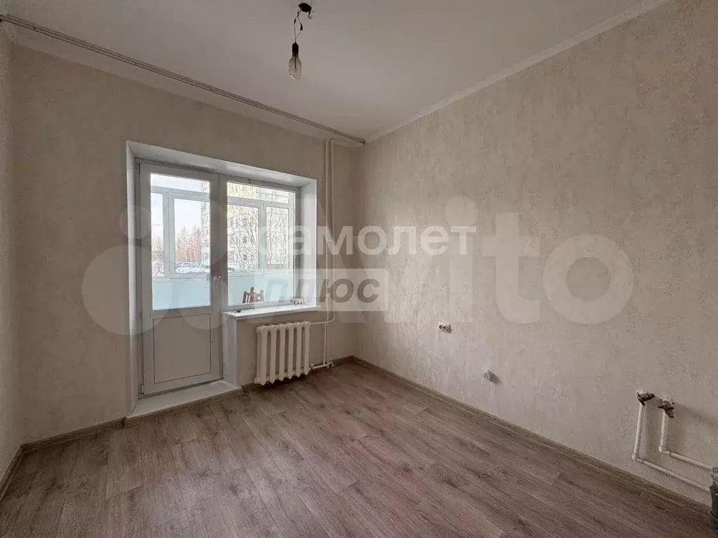 2-к. квартира, 56 м, 1/9 эт. - Фото 0