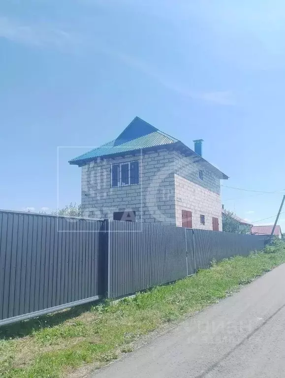 Дом в Воронежская область, Верхнехавский район, с. Углянец ул. ... - Фото 0