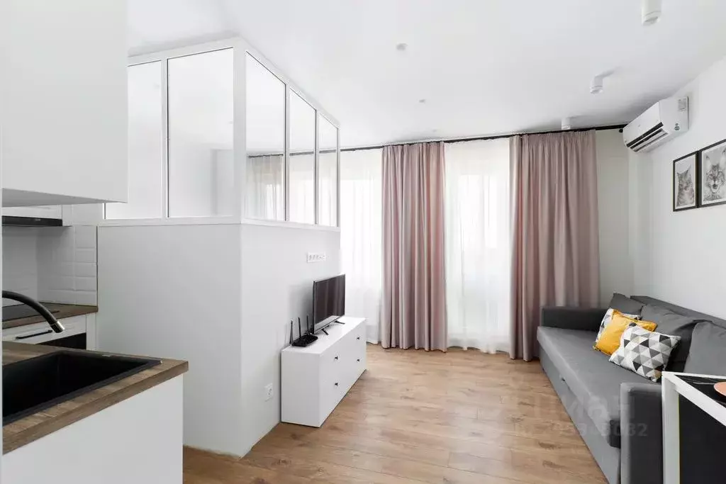 Студия Татарстан, Казань ул. Рауиса Гареева, 103 (30.0 м) - Фото 1