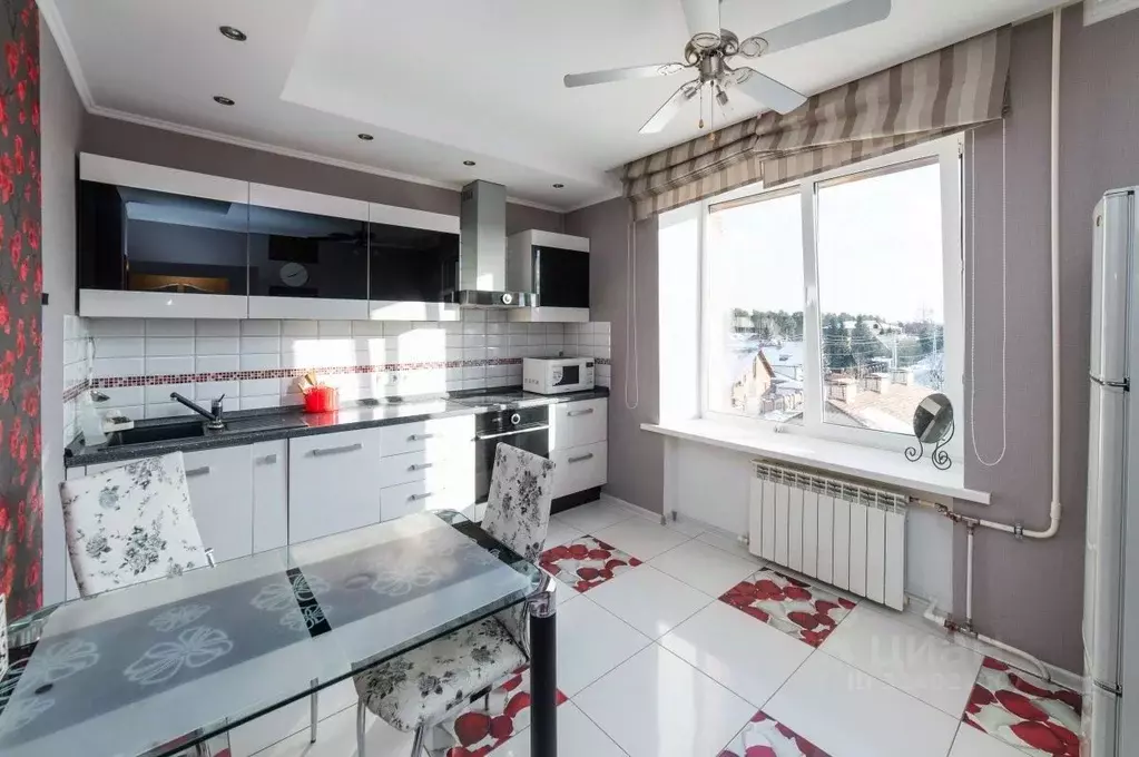 3-к кв. Свердловская область, Екатеринбург муниципальное образование, ... - Фото 2