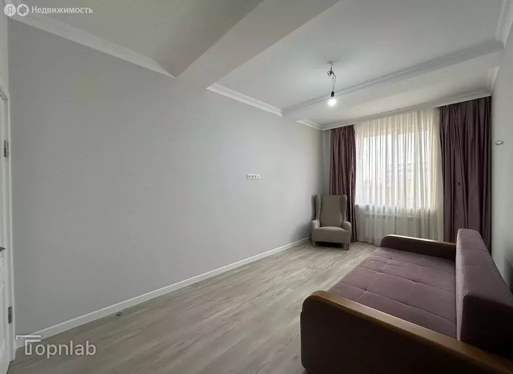 1-комнатная квартира: Нальчик, проспект Ленина, 42Б (55 м) - Фото 1