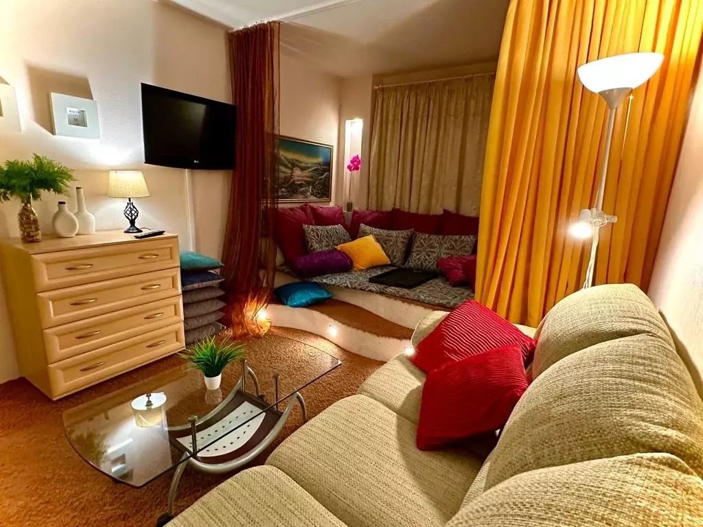 2-к кв. Псковская область, Псков Западная ул., 24 (57.0 м) - Фото 1