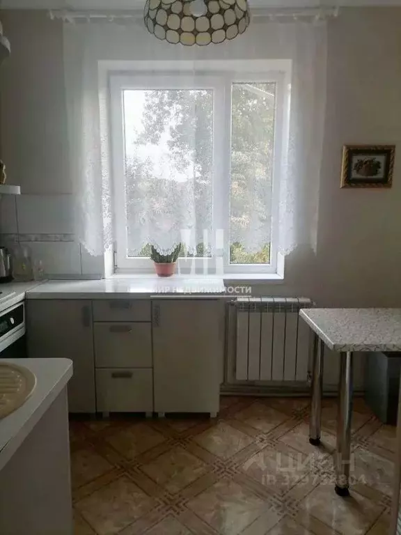 2-к кв. Калининградская область, Советск ул. Суворова, 7 (47.0 м) - Фото 2